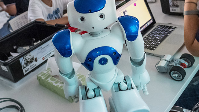 NAO Robotics at Le Rosey