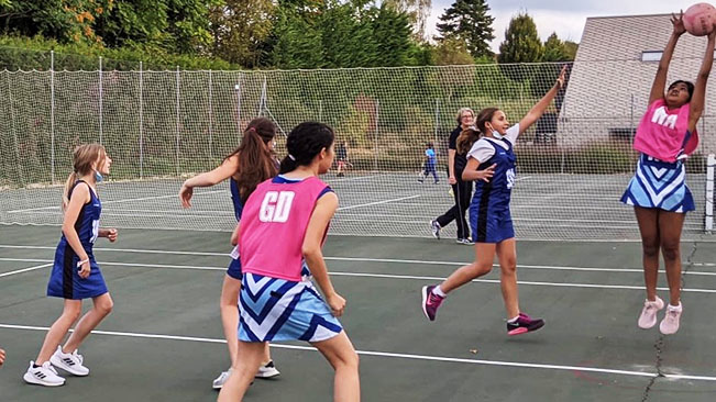 Netball at Le Rosey